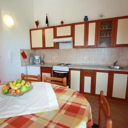 Branka Vabriga With Balcony Near Porec Apartment *